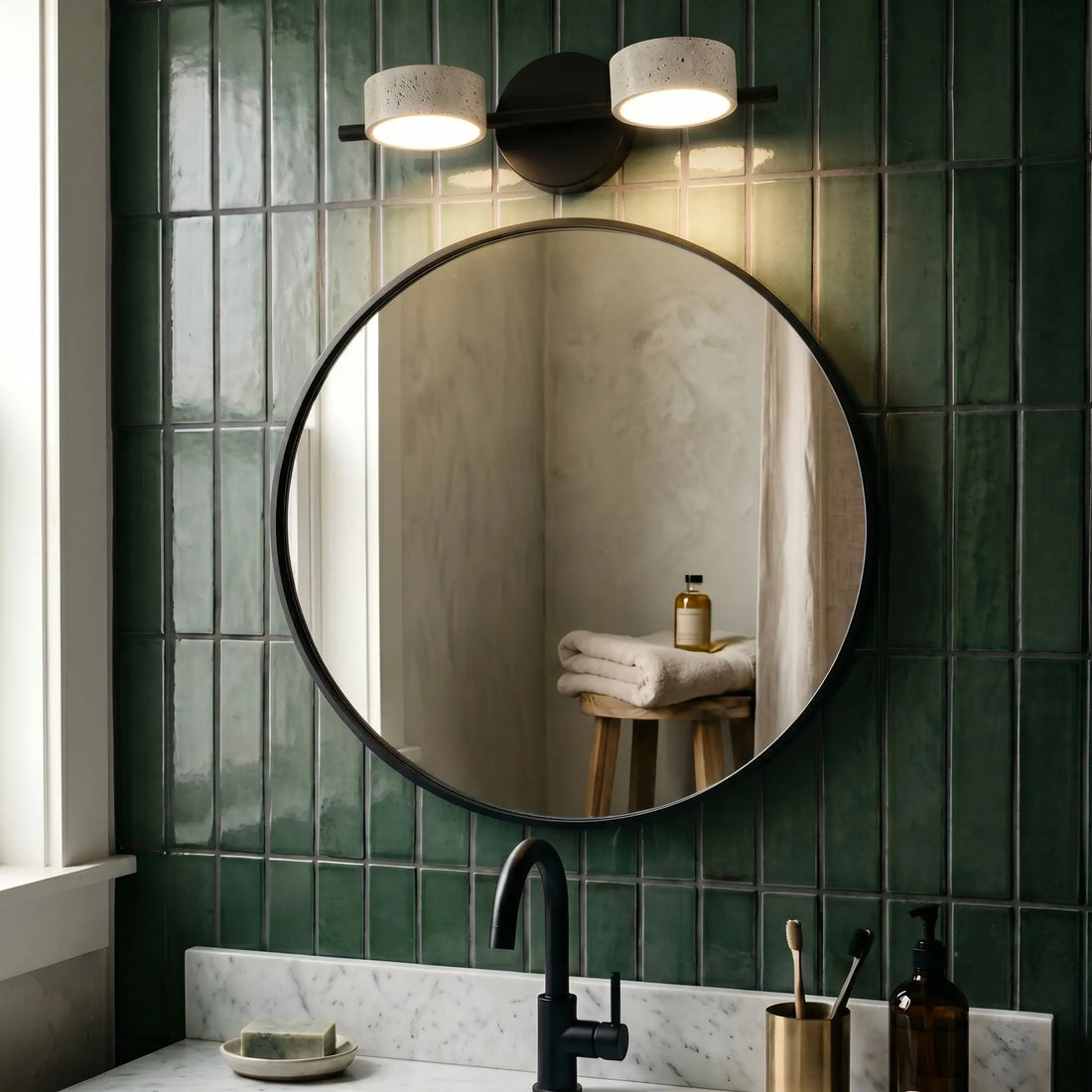 Applique Murale Salle de Bain Travertin & Noir Mat- Orientable 180°- LED 9W